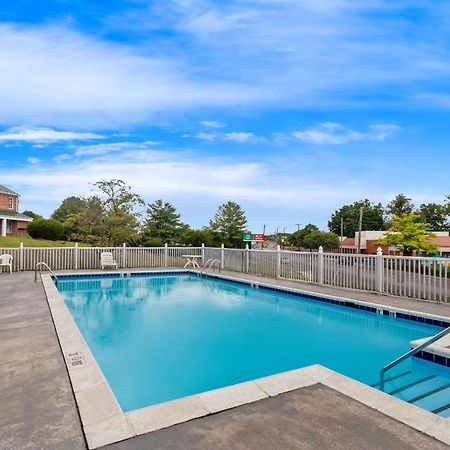 Econo Lodge Waynesboro - Skyline Drive Dış mekan fotoğraf