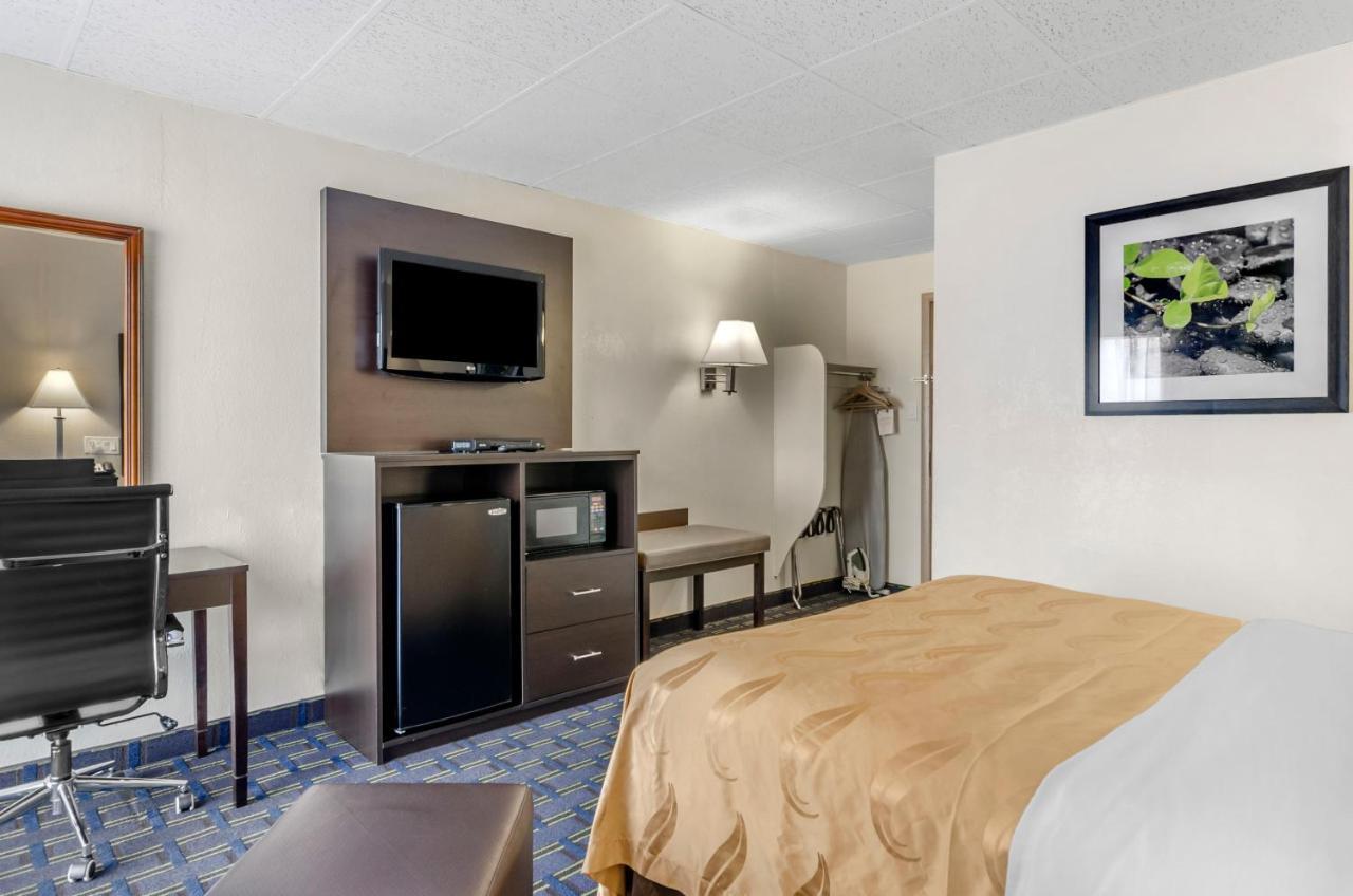 Econo Lodge Waynesboro - Skyline Drive Dış mekan fotoğraf
