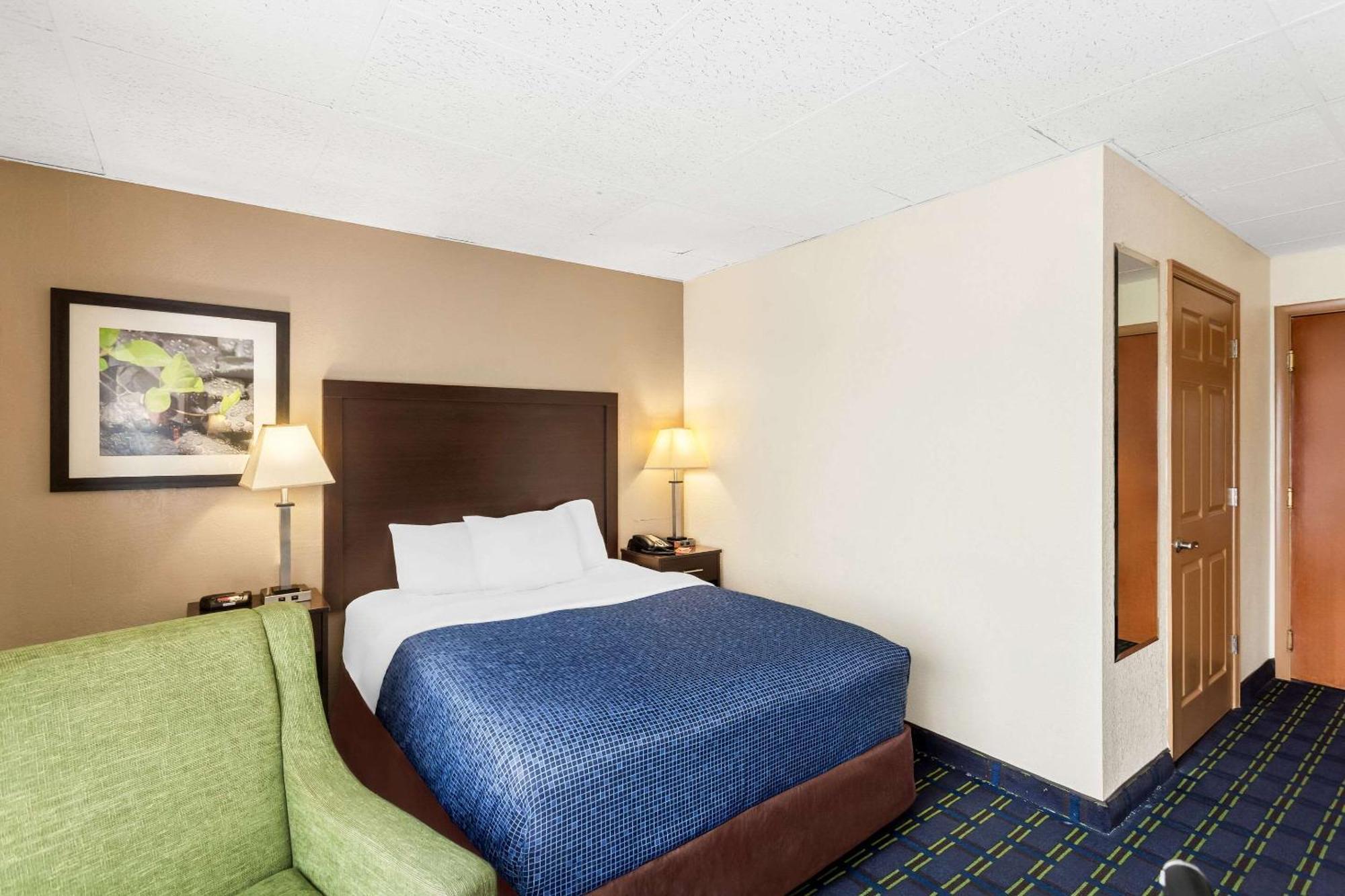 Econo Lodge Waynesboro - Skyline Drive Dış mekan fotoğraf