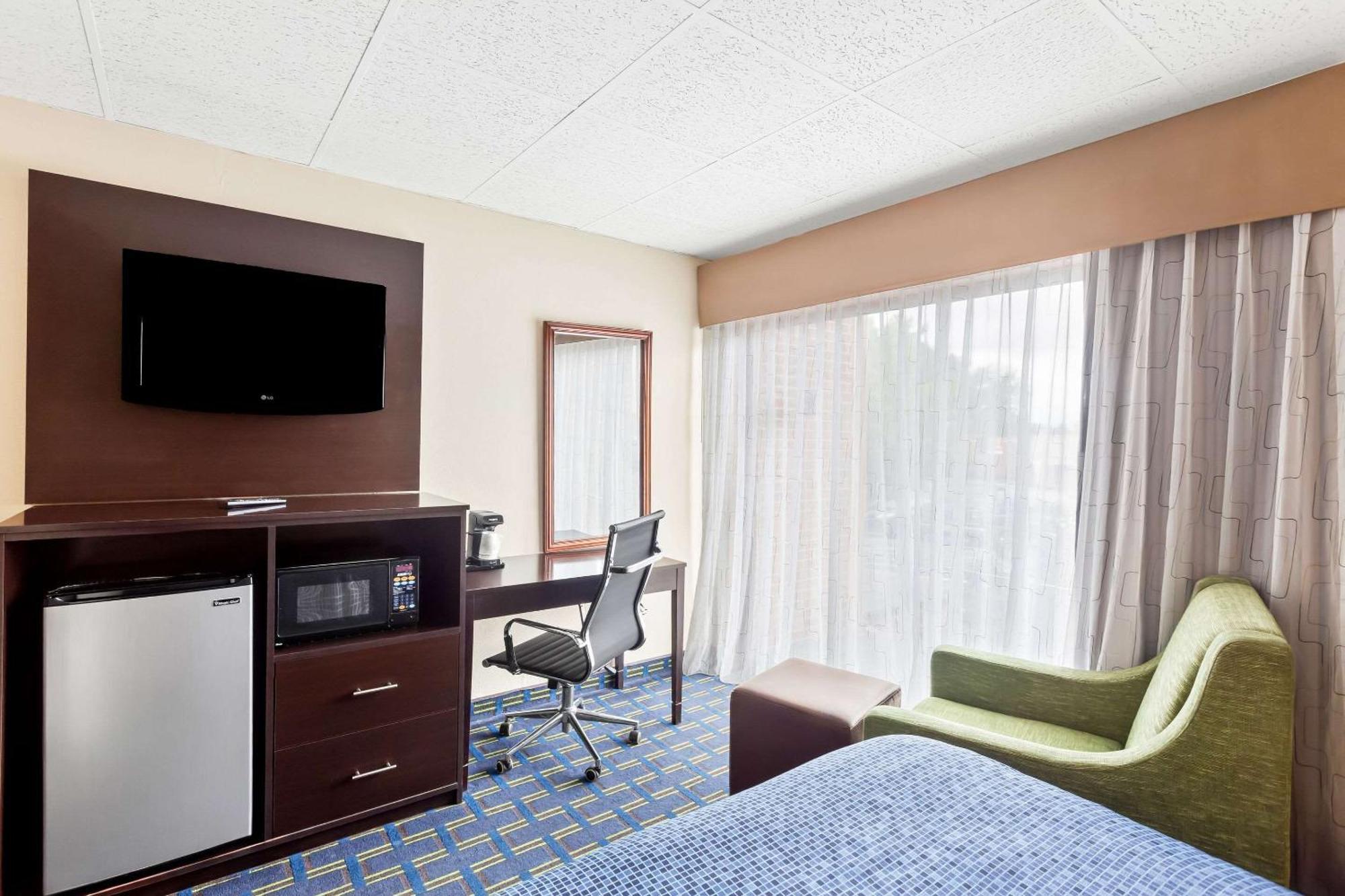 Econo Lodge Waynesboro - Skyline Drive Dış mekan fotoğraf