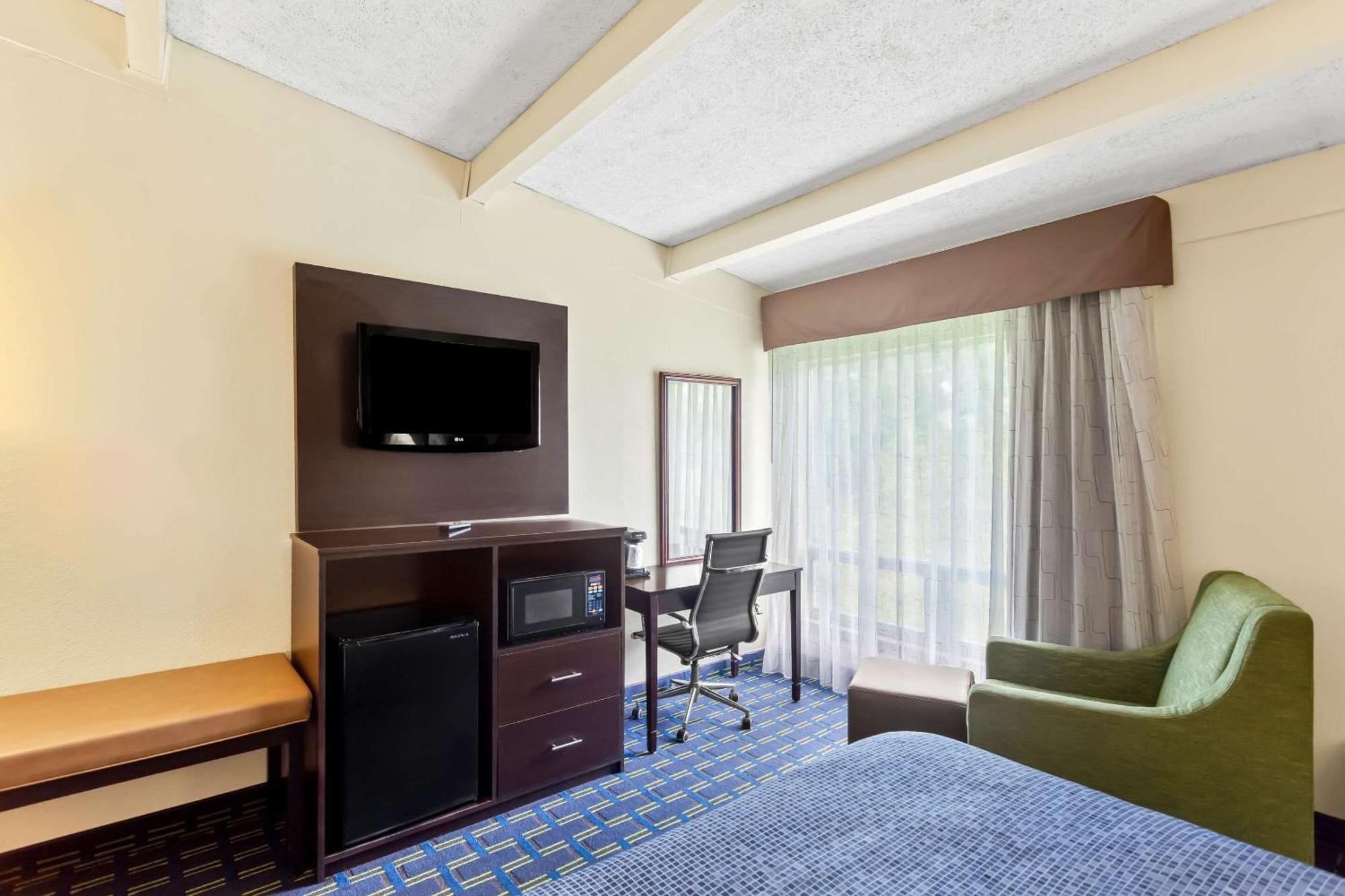 Econo Lodge Waynesboro - Skyline Drive Dış mekan fotoğraf